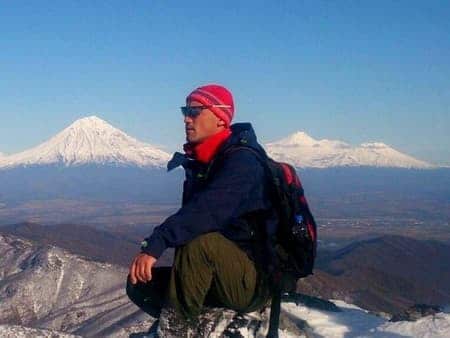 Олар әйелдерді жұлып алмай-ақ қояды