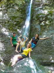 купание в водопаде Гейзер